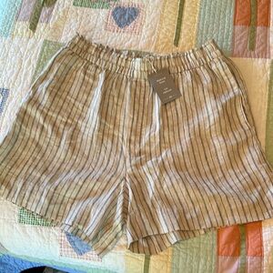 NWT 100% Linen high-waisted Shorts